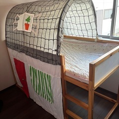 IKEA テント付きキッズベッドの画像