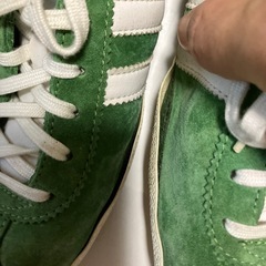 adidas ガゼル　27cmの画像