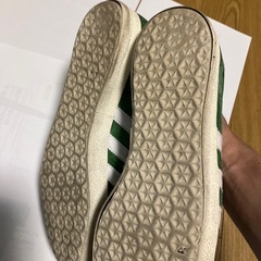adidas ガゼル　27cmの画像