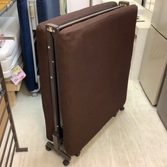 【リサイクルサービス八光】幅90cm　折りたたみベッド（シングル）の画像