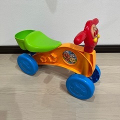 アンパンマン三輪車の画像
