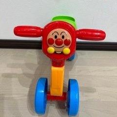 アンパンマン三輪車の画像