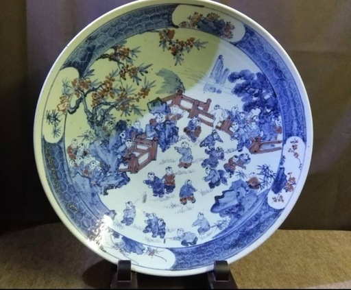 大宋國紀熙　旧家蔵出し品　中国　大勢の遊ぶ唐人　唐子柄　　重量感のある大きな古い大皿　裏印