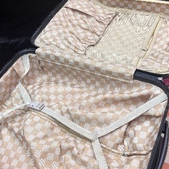 ●無料 キャリー タイヤ動きます 使用感あり 早く取りに来てくれる方の画像