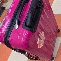●無料 キャリー タイヤ動きます 使用感あり 早く取りに来てくれる方の画像