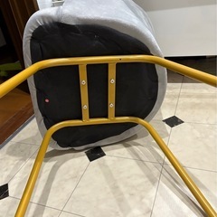 椅子４脚 ピンク、グレーの画像