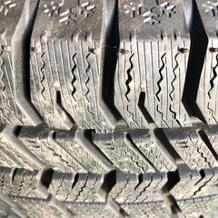 グッドイヤー I.N8 175/70r14 スタッドレス 4本の画像