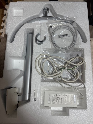【値下げ中】LG 27インチ 4Kモニター