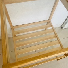 IKEAサイドテーブルの画像