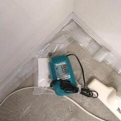 0907-388 Makita 充電式クリーナ CL100Dの画像