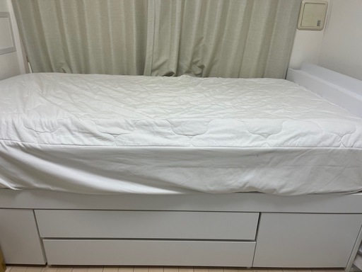 収納付きベッドフレーム・マットレス　コンセント穴付き　セミダブル