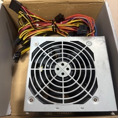 パソコン電源　600Wの画像