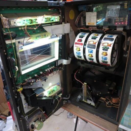 希少 パチスロ実機 4号機 パイオニア 兜 コイン使用 スロット機