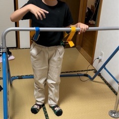 子供用の鉄棒の画像