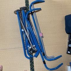 子供用の鉄棒の画像