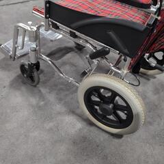 車椅子 車いす 車イス 計量 コンパクト設計 持ち運びラクラク 押すタイプ 自走不可

の画像