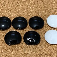 【中古/長期保管品/お引取限定】■碁石＋木製碁笥（φ134mm×H95mm）セット■碁笥割れあり■の画像