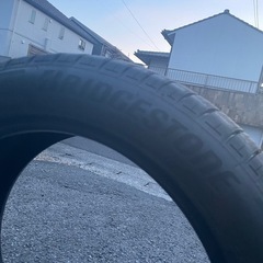 ホンダ　ヴェゼル　タイヤ　4本の画像