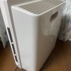 空気清浄機　東芝　2012年製の画像