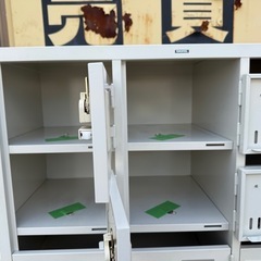 ２４人用ロッカー　メールやシューズボックスにもの画像