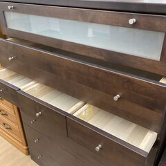 ★ジモティ割引あり★【リユースのサカイ野々市店】　7弾ハイチェスト　茶　101(幅)×45(奥行き)×134(高さ)cm ※クリーニング済みの画像