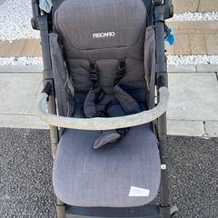 RECARO（レカロ）ベビーカー 新生児からOK・レインカバー付きの画像