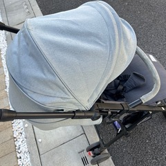 RECARO（レカロ）ベビーカー 新生児からOK・レインカバー付きの画像