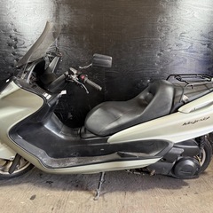 ★支払総額4.8万円★定休日なし！いつでも現車確認可能です！ ヤマハ マジェスティ250 シルバー SG03J 激安ビッグ！ スクリーン付き！ リアキャリア付き！ ちょっとした足に♪の画像