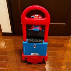 【取引中】トーマス乗れるおもちゃ　中古品の画像
