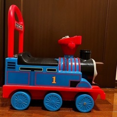【取引中】トーマス乗れるおもちゃ　中古品の画像
