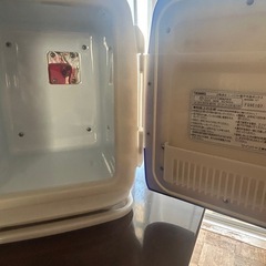 2電源式コンパクト電子保冷保温ボックスの画像