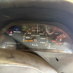 ★支払総額3.8万円★定休日なし！いつでも現車確認可能です！ ヤマハ マジェスティ125 白 バッテリー新品！ リアキャリア付き！ LEDヘッドライト！ 社外リアサス！ 社外マフラー！の画像