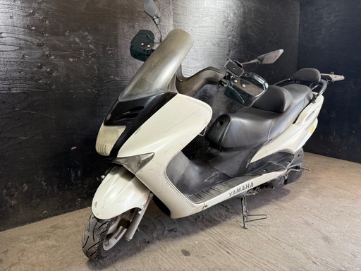 ★支払総額3.8万円★定休日なし！いつでも現車確認可能です！ ヤマハ マジェスティ125 白 バッテリー新品！ リアキャリア付き！ LEDヘッドライト！ 社外リアサス！ 社外マフラー！