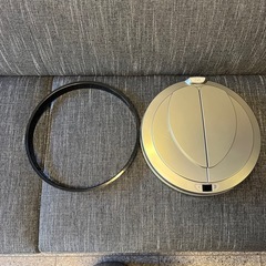 Zita ジータ 自動開閉ごみ箱
の画像
