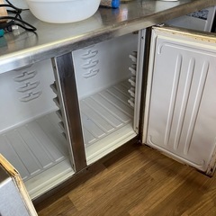 業務用冷蔵庫　横150cm 奥60cm
の画像