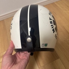 バイクのヘルメットの画像