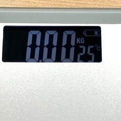  体重計 デジタル ヘルスメーター 乗るだけ 強化ガラストップ 電源自動ON/OFF 150kgまでの画像