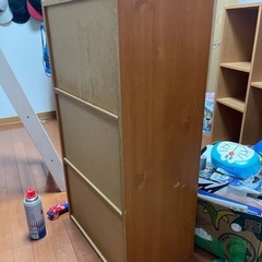 収納棚の画像
