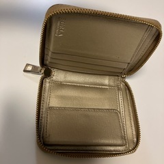 フルラFURLA革財布落ち着いたゴールド（正規店定価購入）の画像
