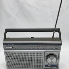 【昭和レトロ・アンティーク雑貨】National ラジオRF-557の画像