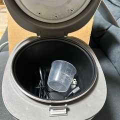 炊飯器3合の画像