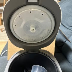炊飯器3合の画像