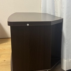 テレビボードの画像