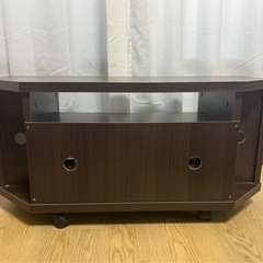 テレビボードの画像
