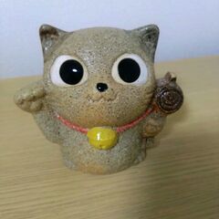 信楽焼（フクロウ・猫）、ミニカーの置物セットの画像