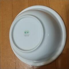 お皿新品未使用品の画像