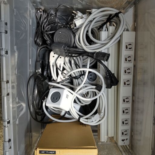 4分配電源ケーブル 電源スイッチ OAタップなど 近隣配送無料 引取割引