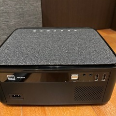 【美品】WiMiUS プロジェクター リモコン・ケース付き ホームシアターの画像