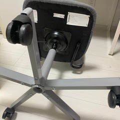 受渡し決定！IKEA デスクと椅子もらって下さいの画像