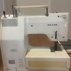 スイス製ベルニナホリデーヌ 1091 ミシン本体の画像